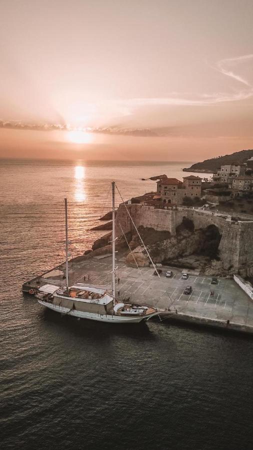 Hotel Gothia Ulcinj Ngoại thất bức ảnh