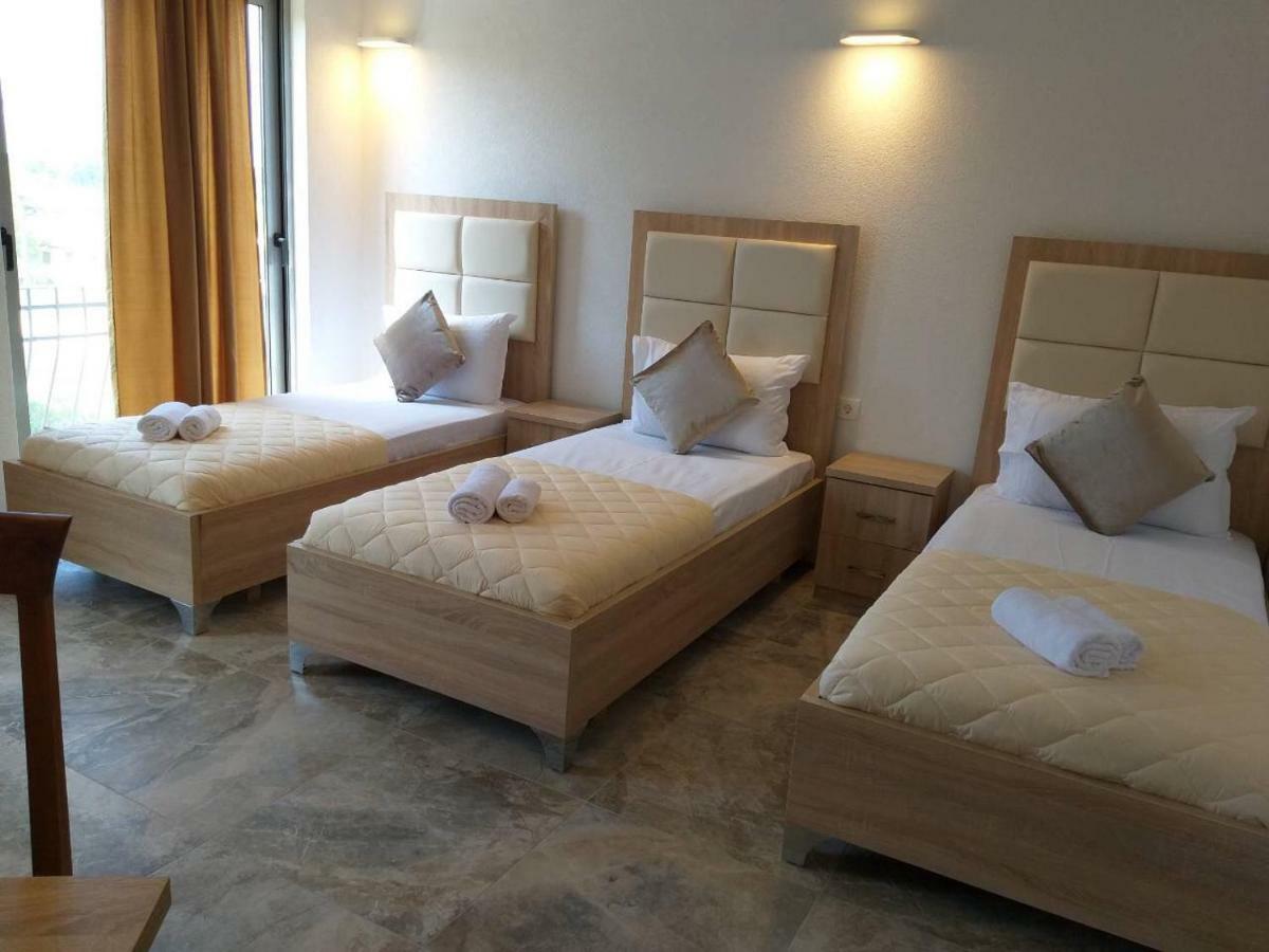 Hotel Gothia Ulcinj Ngoại thất bức ảnh
