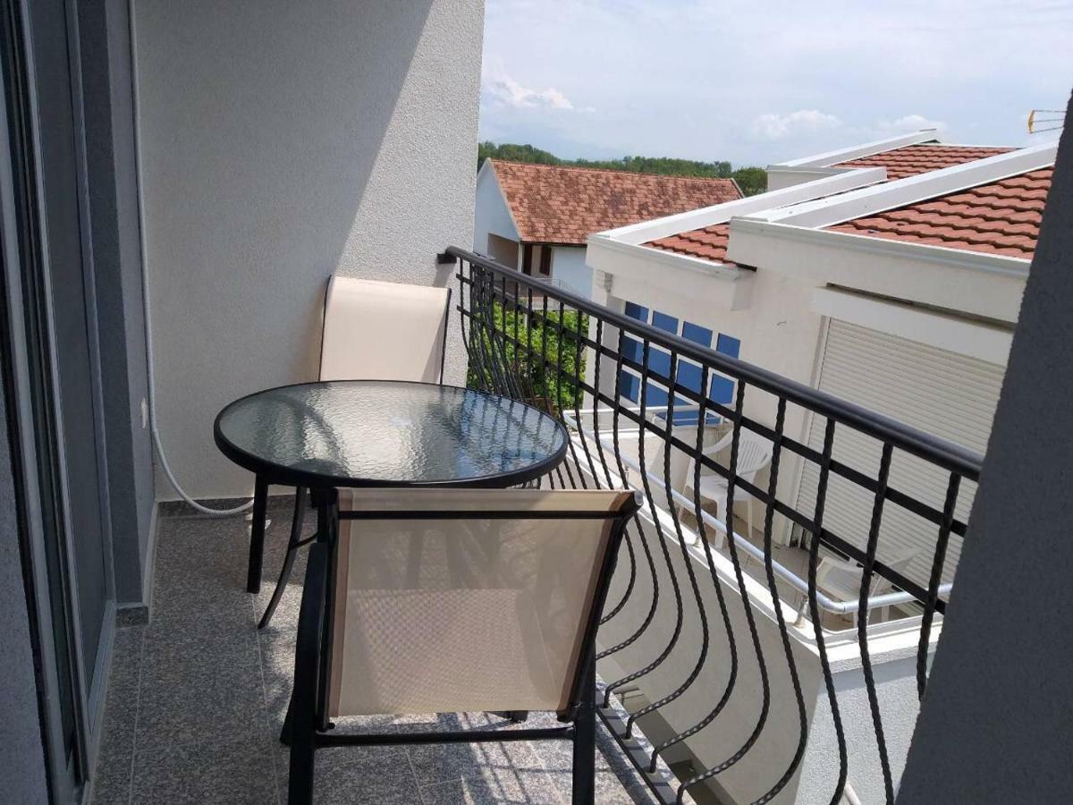 Hotel Gothia Ulcinj Ngoại thất bức ảnh